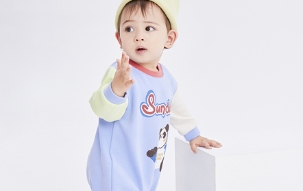 婴幼儿爬服