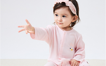 婴幼儿爬服