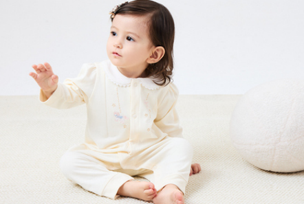 婴幼儿爬服